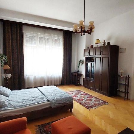 Bross1 Appartement Boedapest Buitenkant foto