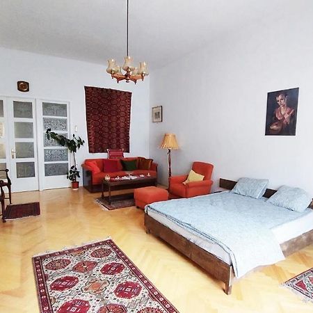 Bross1 Appartement Boedapest Buitenkant foto