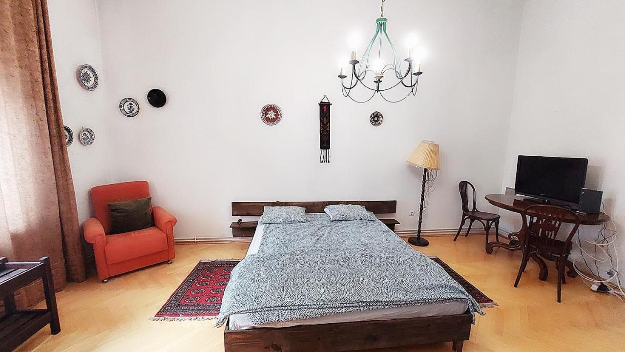 Bross1 Appartement Boedapest Buitenkant foto